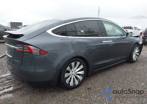 2019 Tesla Model X 100D/75D/Long Range/Standard Range from USA, damaged, VIN 5YJXCDE21KF190600